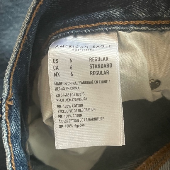 90’s Slim Boyfriend Jeans, Size 6 - Picture 3 of 3